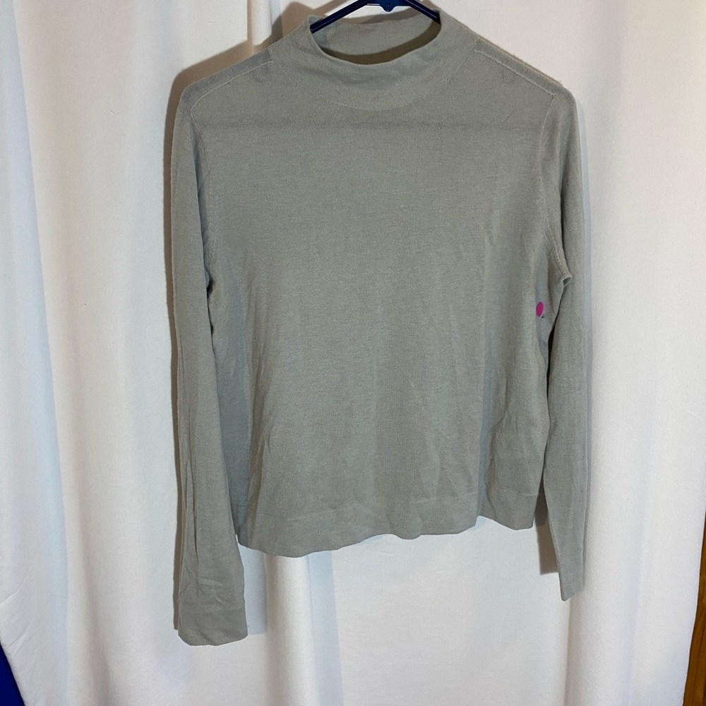 Vince wool, cashmere sweater, size medium